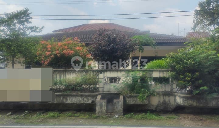 Rumah Lama Hook Akses Jalan Lebar Dalam Kawasan Cempaka Putih