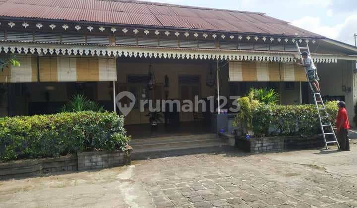 Rumah lama 1888 di tengah kota Yogyakarta