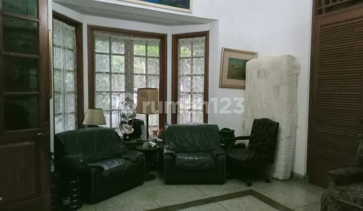 Classic Spacious Beautiful Cheapest House in the Elite Area on Kemiri Street, Menteng, Central Jakarta