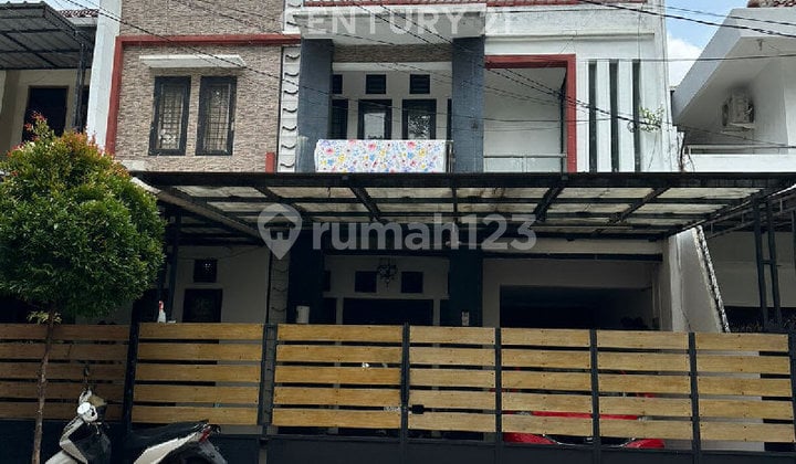 Rumah Nyaman Dengan Kolam Renang Di Eramas 2000, Pulogebang