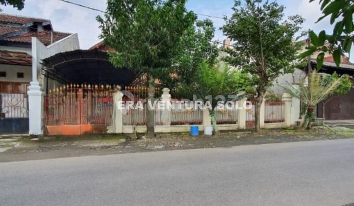 Rumah Mewah Strategis Sumber Solo