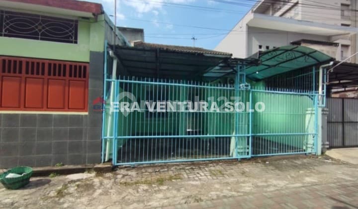 Rumah Siap Huni Strategis Tengah Kota Solo