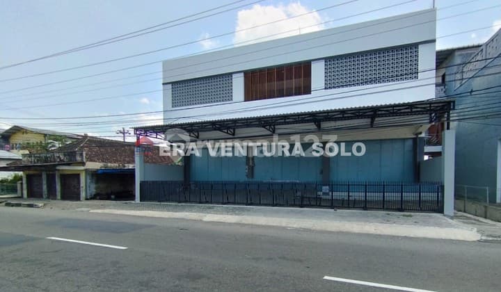 Ruang Usaha Baru Gress Palur