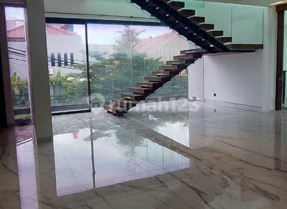 Disewkan Rumah Sunter Semifurnish Row Jalan Lebar