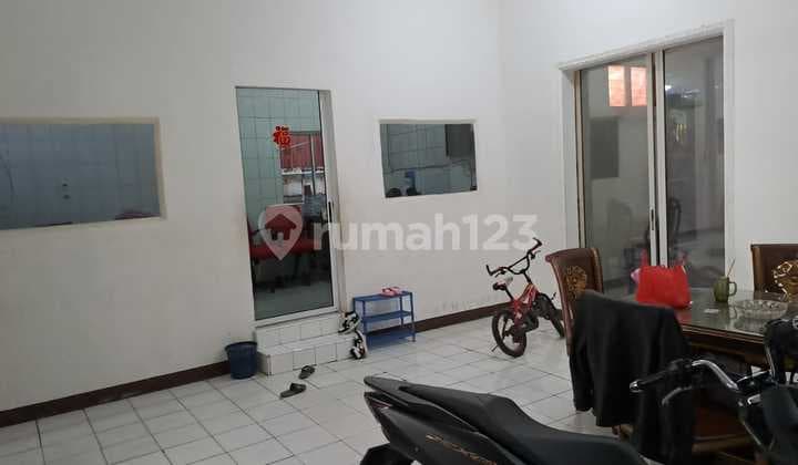 Rumah Tua Teluk Gong bagus siap huni harga murah