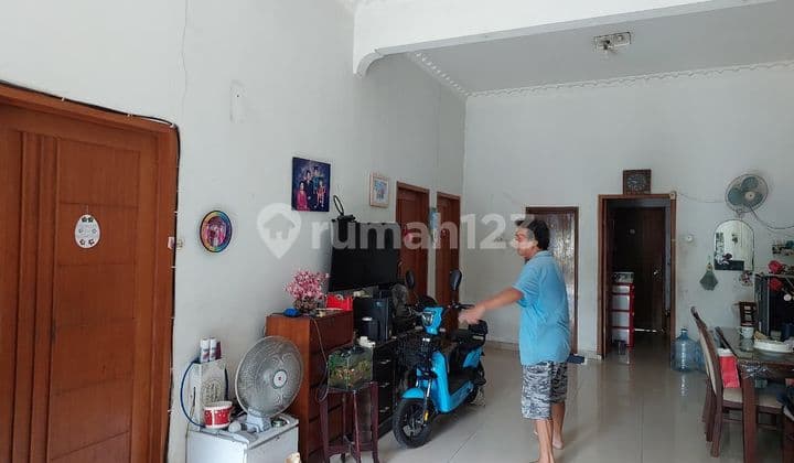 DIJUAL RUMAH JELAMBAR DUTA MAS KONDISI BAGUS SIAP HUNI