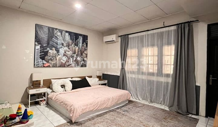 For Sale Kebon Jeruk House, Wide Road Row, Near Mall