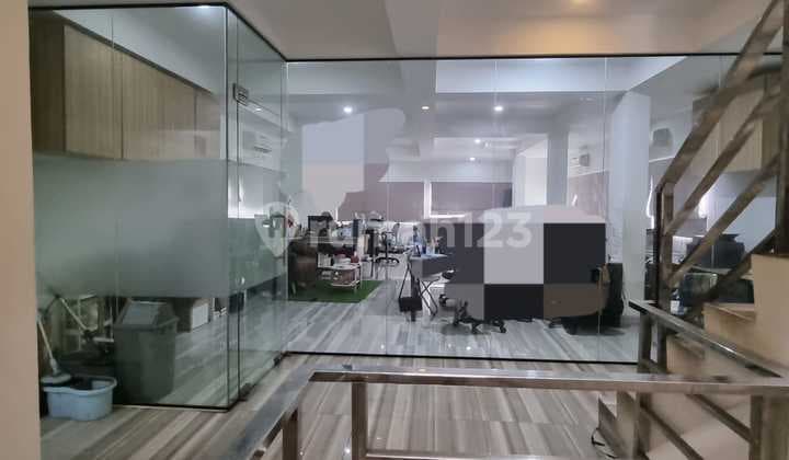 Dijual Office Pluit Parkiran Luas Lokasi Strategis