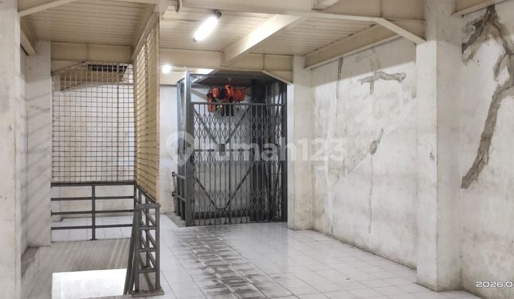 Dijual Gudang Jelambar Ada Lift Barang Siap Huni