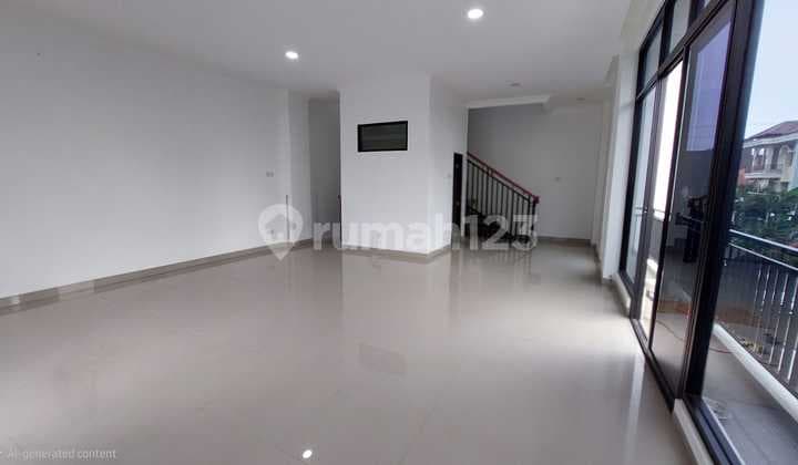 For Sale: Brand New Ruko Taman Ratu in Excellent Condition