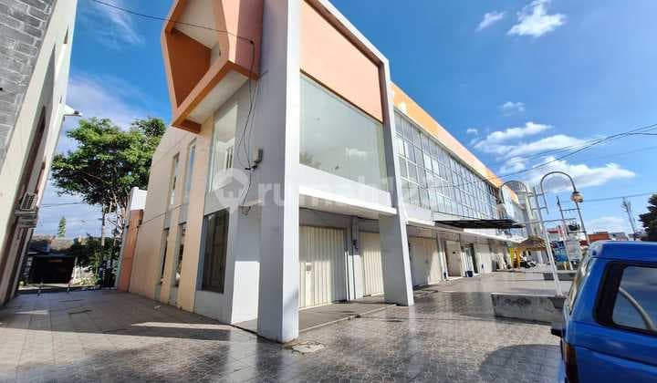 Ruko Pojok 3 Lantai Strategis Sawojajar Malang