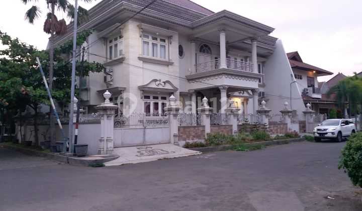 Dijual Rumah Mewah Desain American Classic Di Pondok Mutiara Sidoarjo