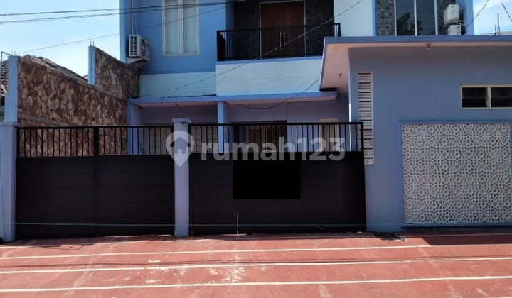 For Rent: House Suitable for Office / Clinic in Taman Pinang Indah, Sidoarjo