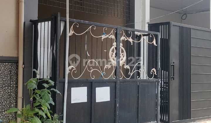 Dijual Rumah Termurah di Istana Mentari Lokasi Super Strategis Pusat Kota Sidoarjo