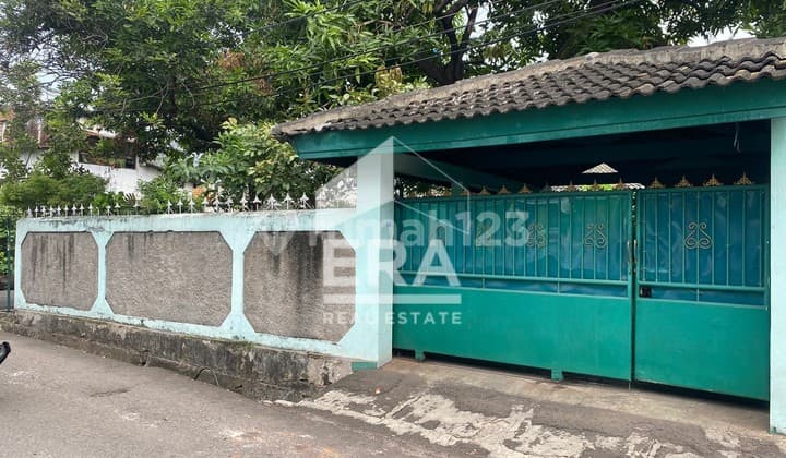 RUMAH JL SALAM I KEBON JERUK LOKASI STRATEGIS HANYA 700 MTR KE UNIVERSITAS BINA NUSANTARA, COCOK UNTUK HUNIAN/KOST