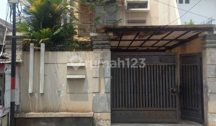 Rumah Strategis Pinggir Jalan Di Jl. Ff Kebon Jeruk.