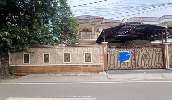 Rumah Bagus Di Jl. Bintaro Permai 2. Cocok Untuk Hunian.