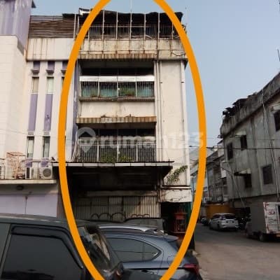 Ruko Di Jl. Mangga Dua Raya. Cocok Untuk Usaha/kantor.