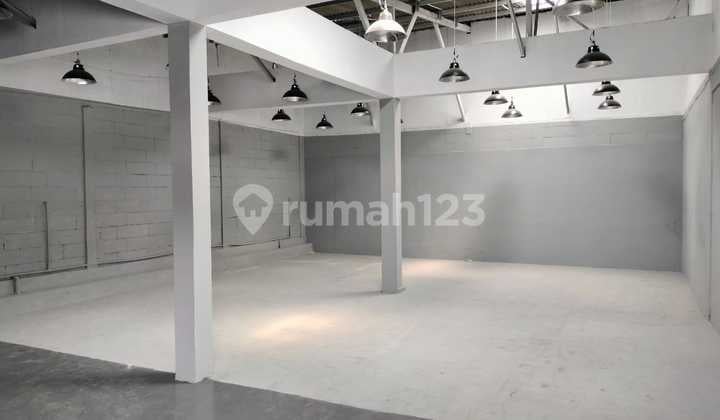Gudang 1260 M², 7 Menit ke Pik, Daan Mogot, Murah, Strategis, Bebas Banjir