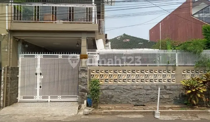 Rumah Bagus SHM Dekat Turangga Tsm Sesko Martanegara Bandung