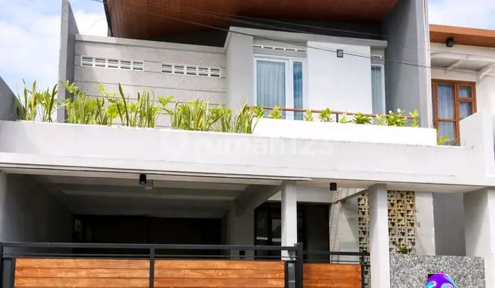 Rumah Bagus Lux Mewah Siap Huni di Golf Arcamanik Bandung
