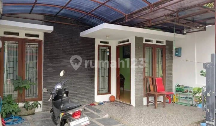 Rumah Bagus Siap Huni di Ciganitri Bandung