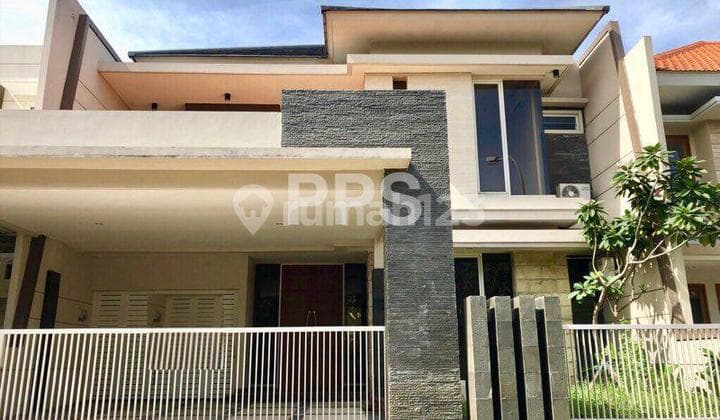 DIJUAL RUMAH BARU✨ Modern Minimalis 2 Lantai Row jalan Lebar, lingkungan yg Bersih Rumah bangunan sendiri