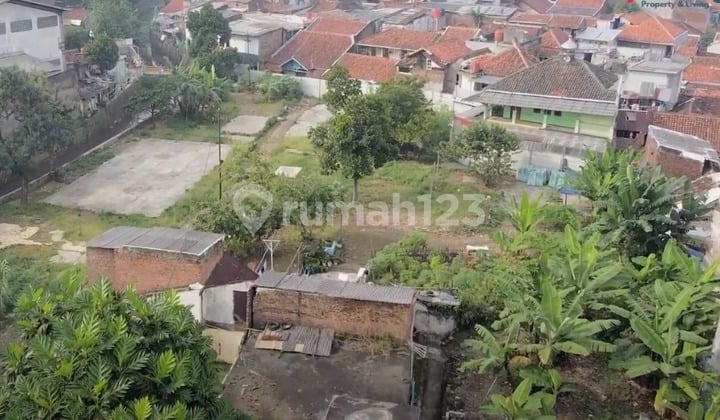 Tanah Mainroad di Cicadas, Bandung 3.900 m²