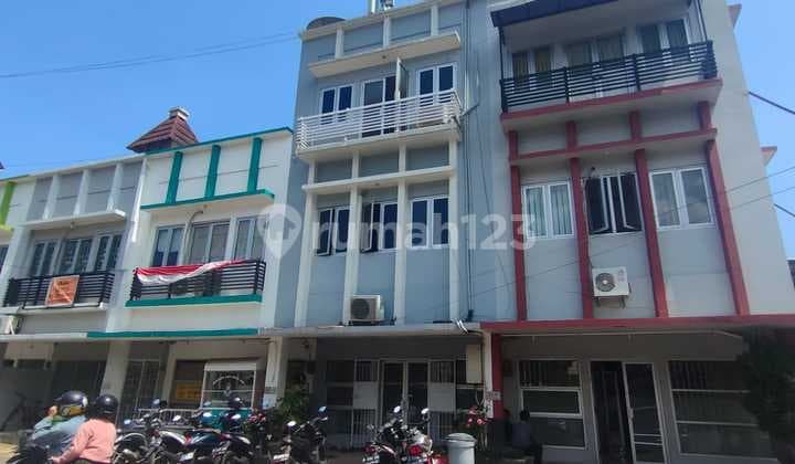 Ruko di Buah Batu Regency, Bandung 240 m Bagus SHM