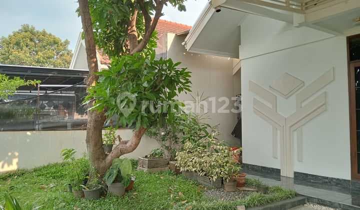 Rumah Bagus SHM di Singgasana Pradana, Bandung