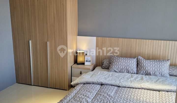 Apartment Vasanta Innopark Apartment 1 BR Bagus Furnished