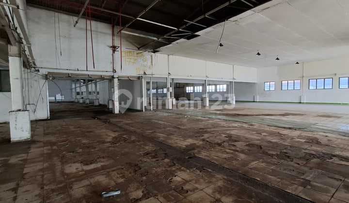 Pabrik Butuh Minim Renovasi 6000 m2 SHM Gede Bage, Bandung