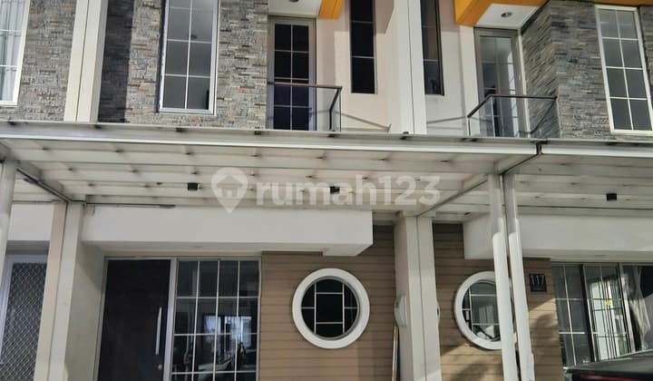 Rumah Di Cluster Arcadia Perumahan Pik 2, Perumahan Pik 2 Cluster Arcadia, Jl. Arcadia Boulevard, Salembaran, Kosambi, Tangerang, Banten. Rumah 3 Lantai Dengan 3 Kamar Tidur