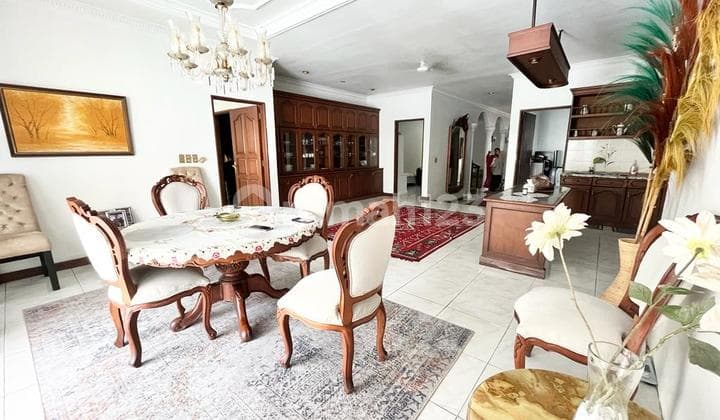 Rumah 2 Lantai di Pejaten Barat, Jakarta Selatan
