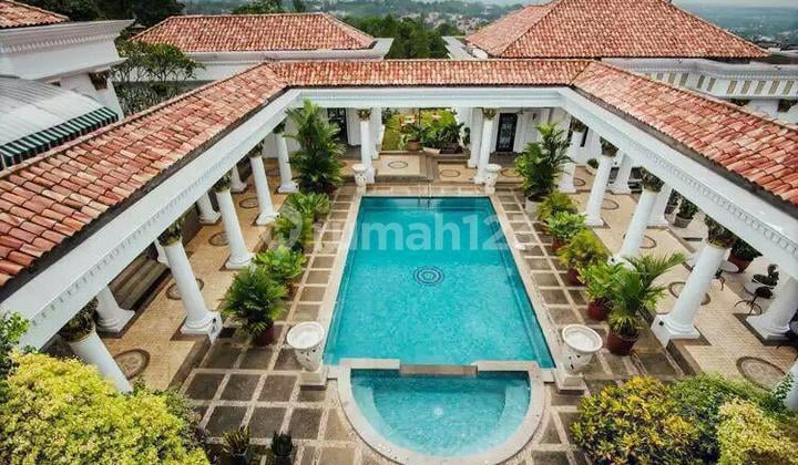 For sale Villa House Location Sentul City