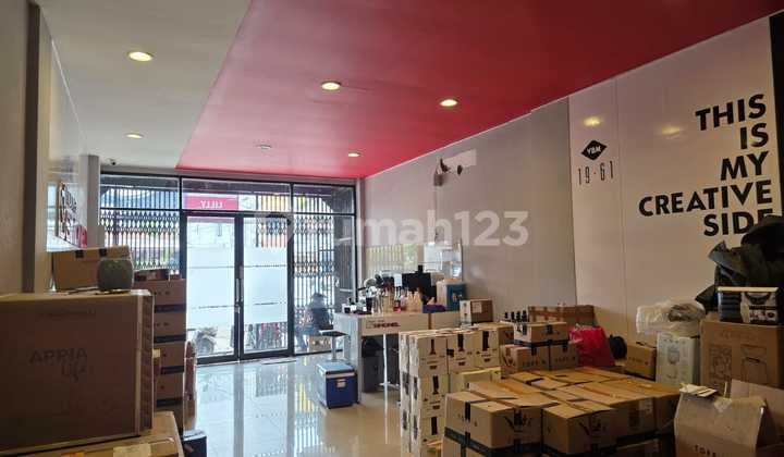 Ruko 3,5 Lantai Lokasi Strategis di Area Komersil Sukasari Bogor