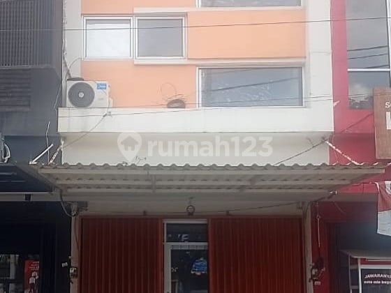 2-Story Shophouse, Busy Location, Suitable for Business, Duta Garden Tangerang