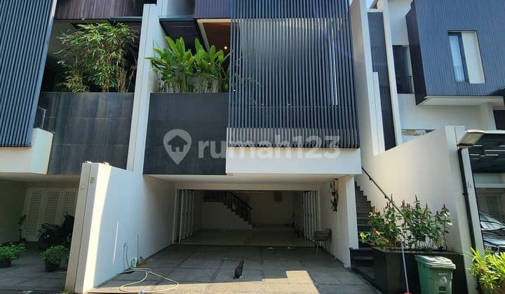 Rumah 3 Lantai Bagus Unfurnished SHM di Cilandak Belakang Citos
, Jakarta Selatan