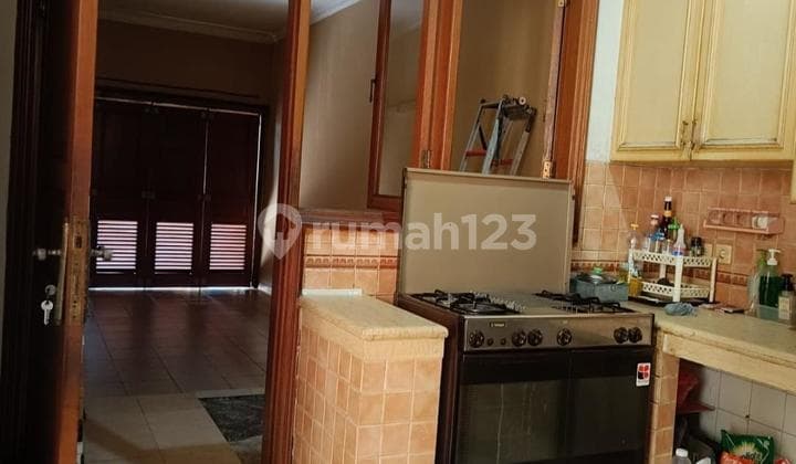 Rumah 2 Lantai Semi Furnished di Sunter, Jakarta Utara