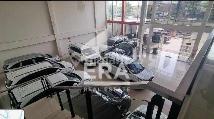 Disewakan Showroom di Jl. Raya Kaligawe Semarang