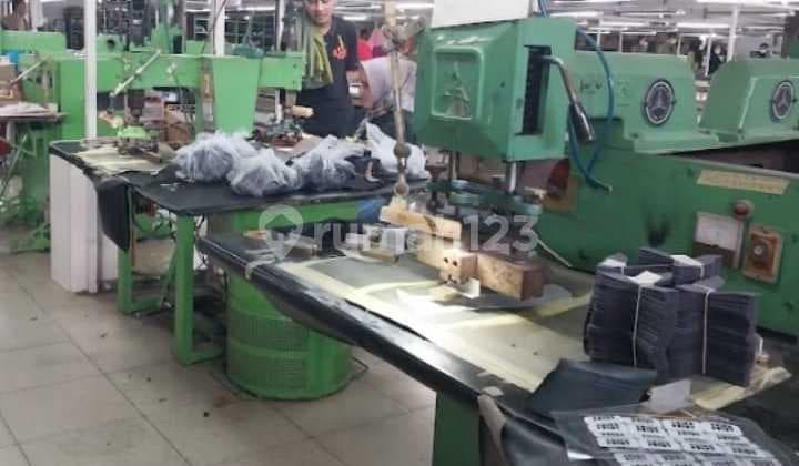 Pabrik Sepatu Aktif Bangunan Kokoh Lahan Sangat Luas