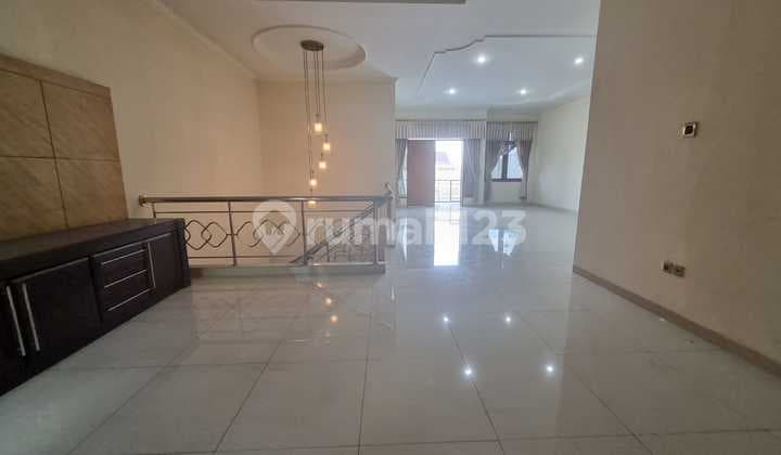 Rumah Bagus 2lt. Murah Sayap Batununggal