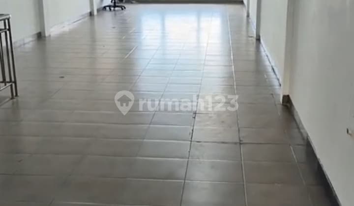 Disewakan Ruko 3.5 Lantai.2.muka di Mangga.besar