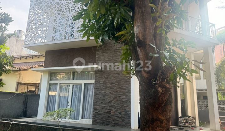 Dijual Rumah Bagus di Town House Dekat Apartemen Green Pramuka