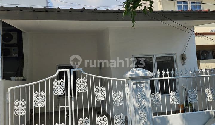 Dijual Rumah 1.5 Lantai di Sunter Indah