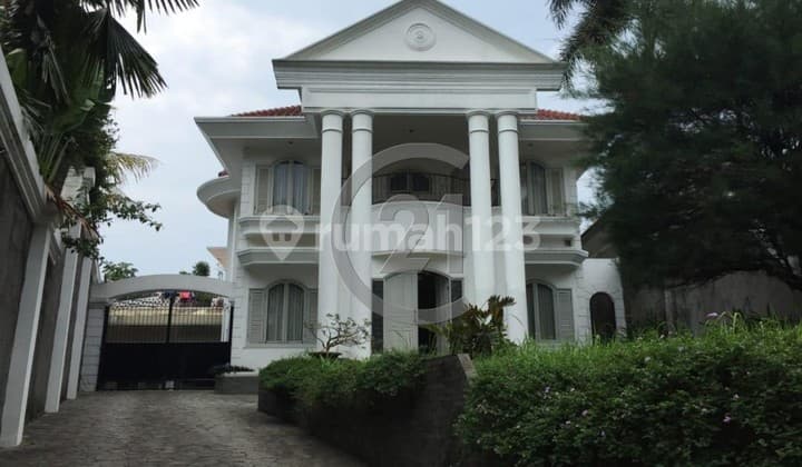 Dijual Rumah Mewah Siap Huni Jl Sipatahunan