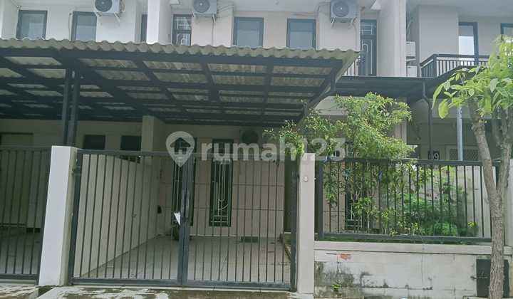 A minimalist, good, and ready-to-occupy house for sale in Cluster Opal Pondok Candra Waru Sidoarjo, near the clubhouse, Petra, and the toll road.