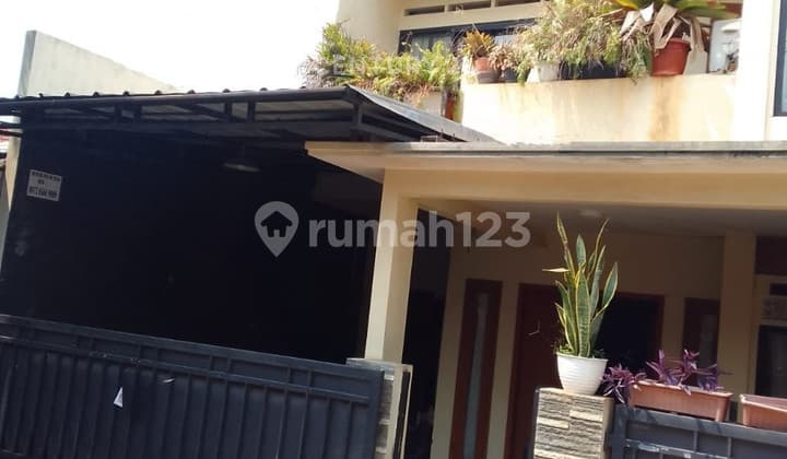 Rumah Strategis Di Komplek Bojong Depok Baru Sukahati Cibinong
