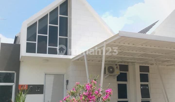 Modern Minimalist House In Vila Bogor Indah 6