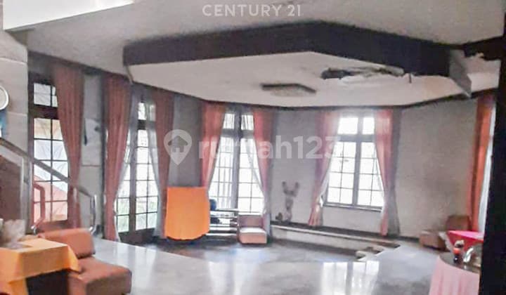 Turun Harga !!! Rumah Hook Hitung Tanah Di Jl Karang Pola Dalam Jakarta Selatan